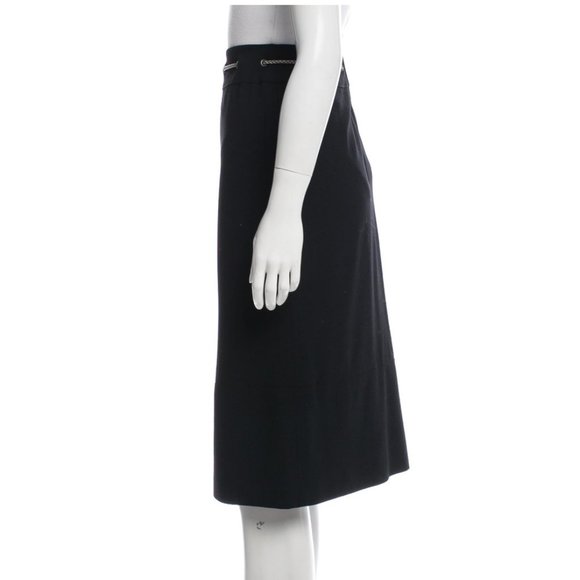 CHANEL classic black skirt with chain accent belt cc - Picture 2 of 4